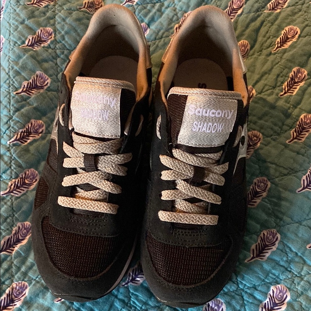 Saucony Shadow Black and silver Sneakers